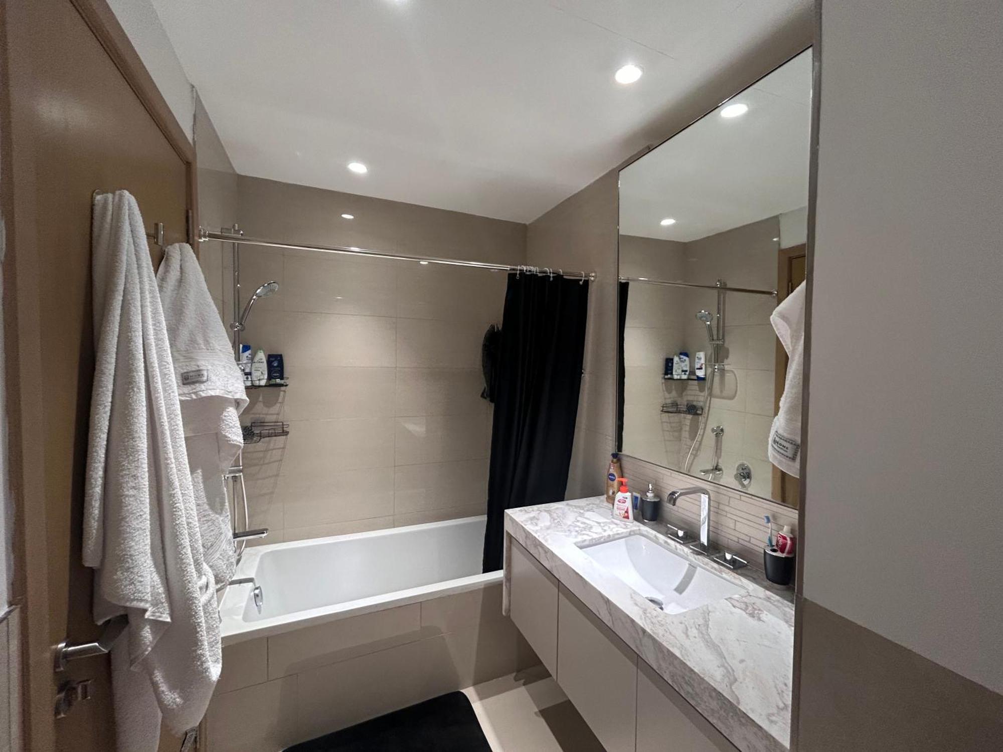Homestay Private In Acacia - Hills Estate *